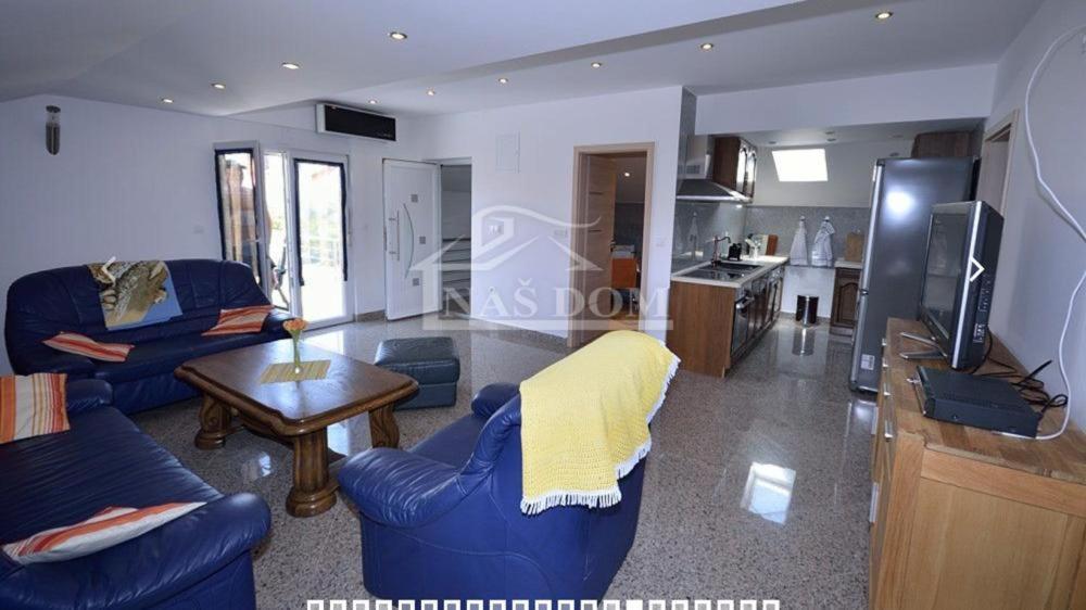 Apartman Niko Und Gaby Vodice Exterior photo