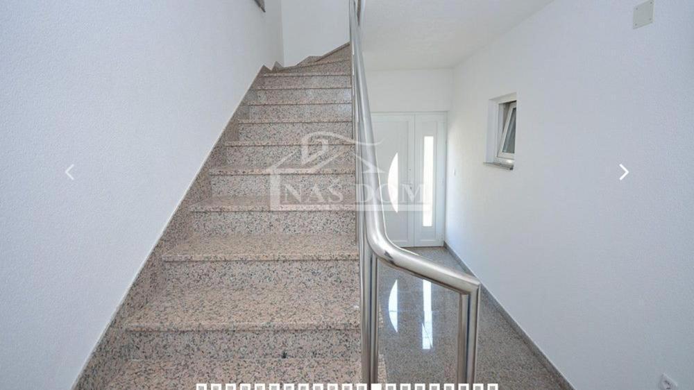 Apartman Niko Und Gaby Vodice Exterior photo